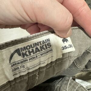 Gray men’s mountain khaki pants